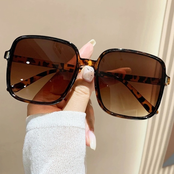 Boho Oversized Square Sunnies Sunglasses - Picture 1 of 5